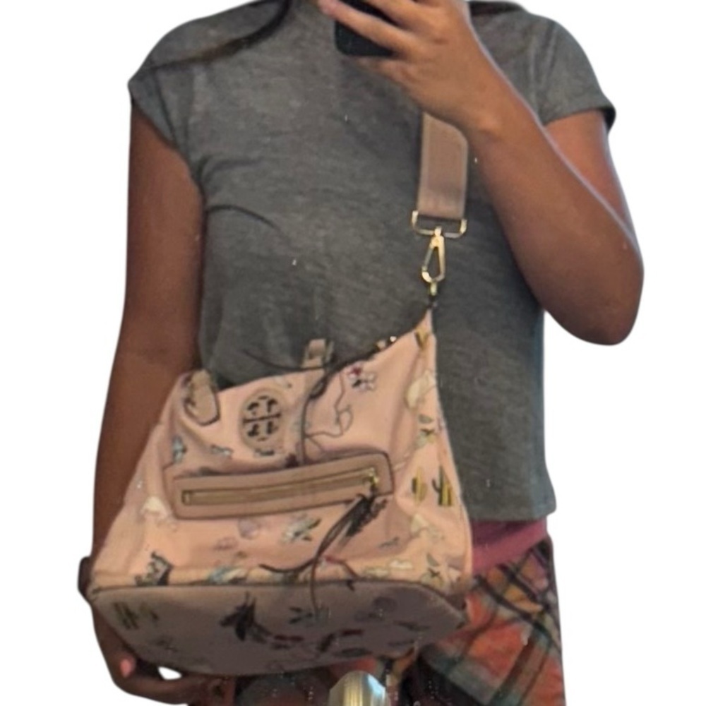 Tory Burch Pink Cherry, Shell, Floral, Parrot Cactus Printed Women's Bag 10x15x6 - Picture 14 of 14